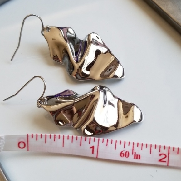 Alexis Bittar Crumpled Wire Earrings - Picture 5 of 6